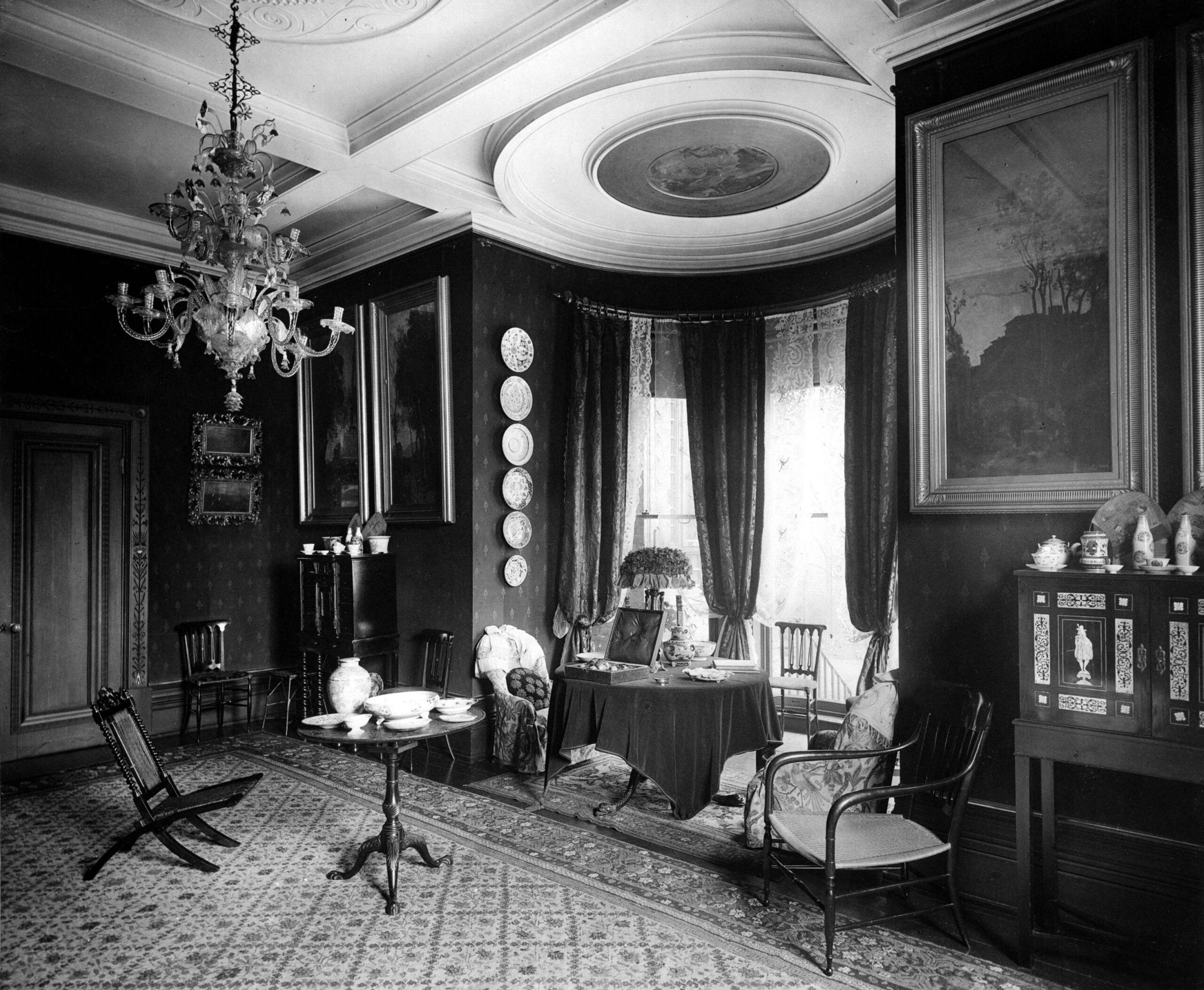 The-Drawing-Room-in-Leighton-House.-Bedford-Lemere-Co.-1895.